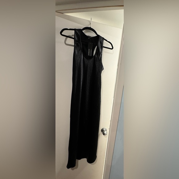 NWT!!!👠Bias Cut Midi Satin Dress - Black👠 - Picture 12 of 16